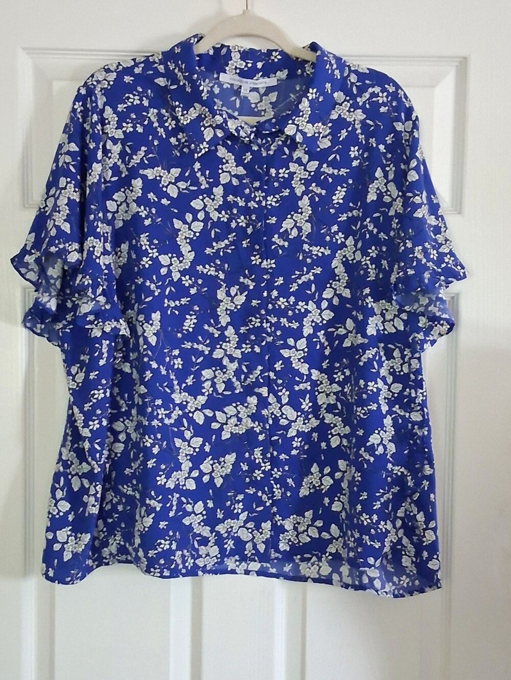 Creative Concepts Blue Floral Button Up Blouse Plus Size 2X